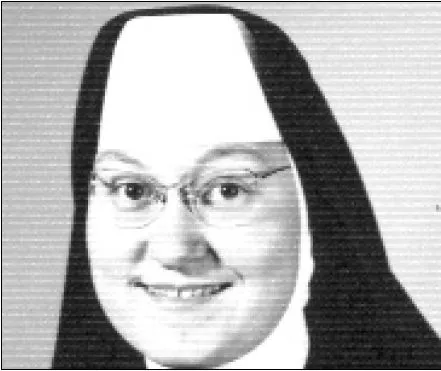 Ex-Nonne Karlene Lynn