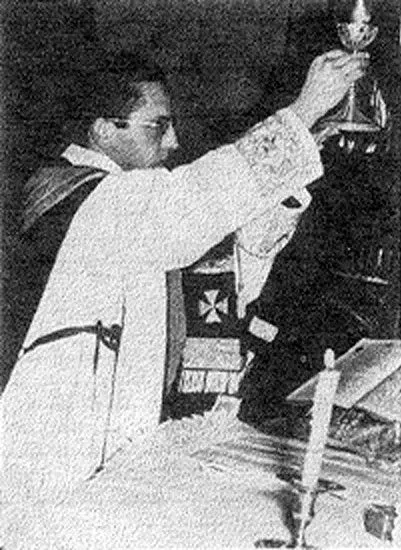 Ex-Priester Enrique Fernandez