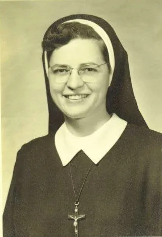 Ex-Nonne Mary McGuigan